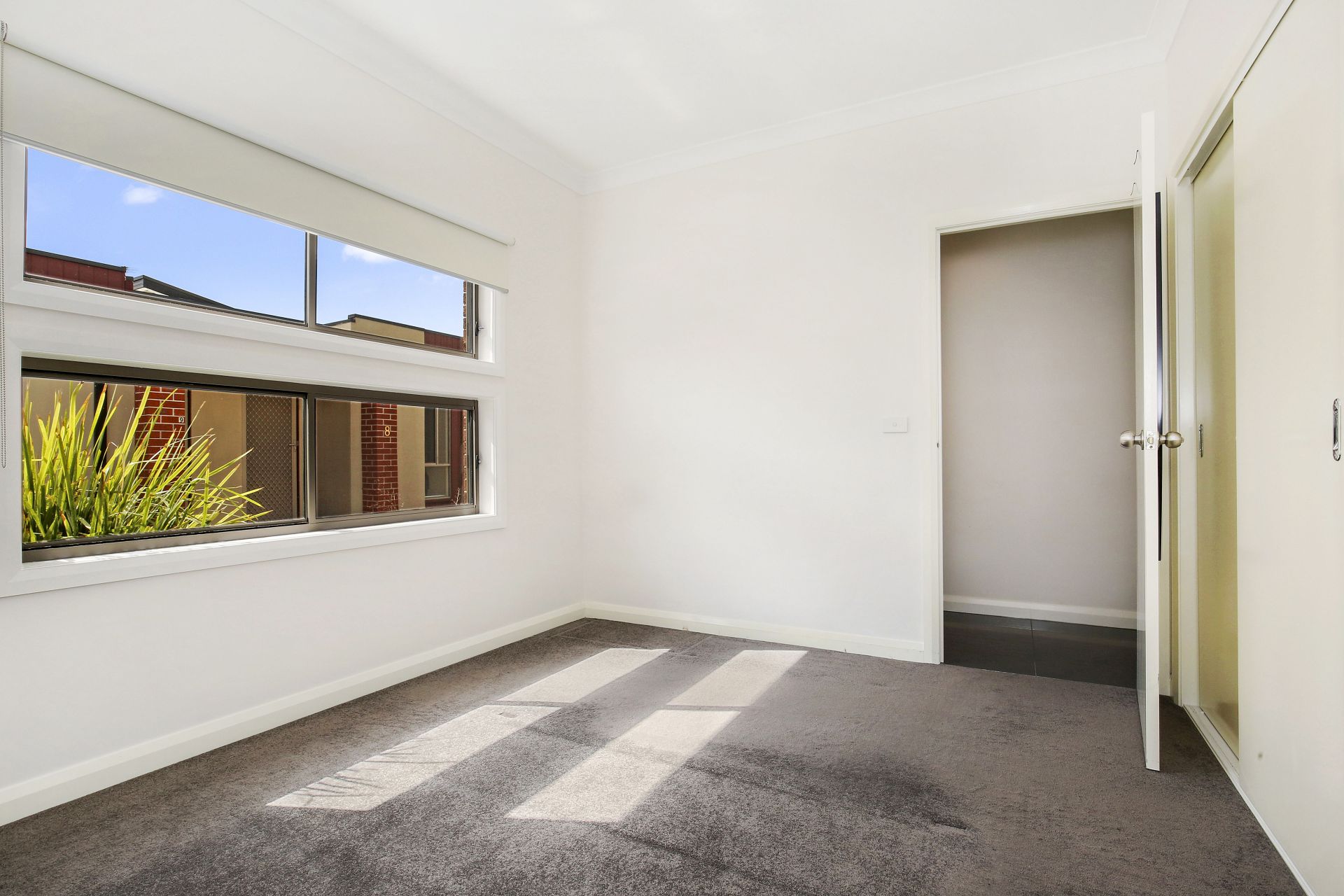 SUMMERHILL DELIGHT 
One Bedroom plus a Study