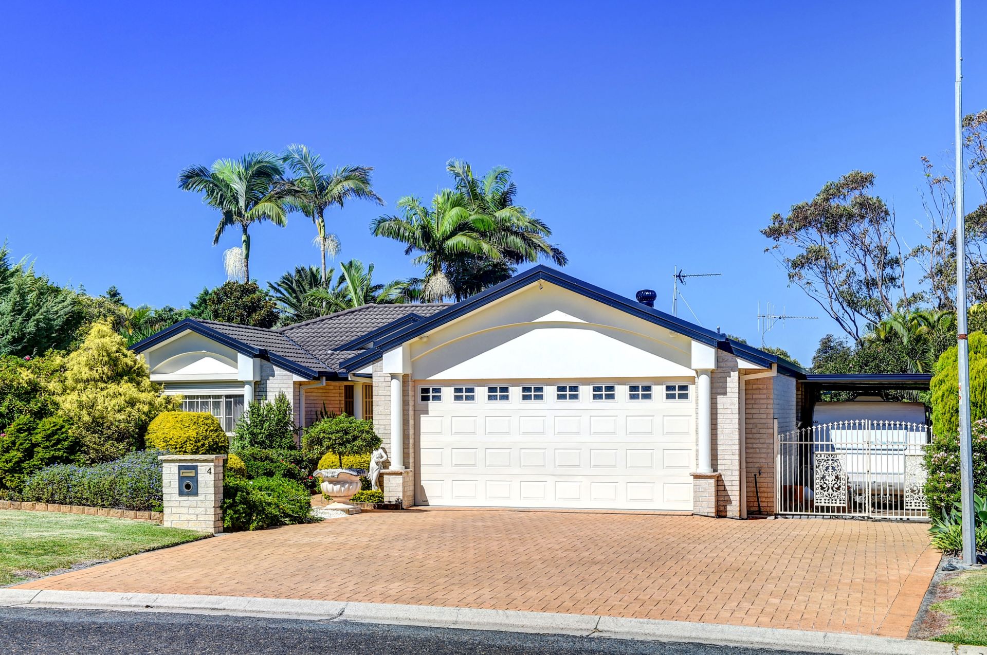 4 St Andrews Avenue Port Macquarie NSW, Port Macquarie - Thumbnail 2