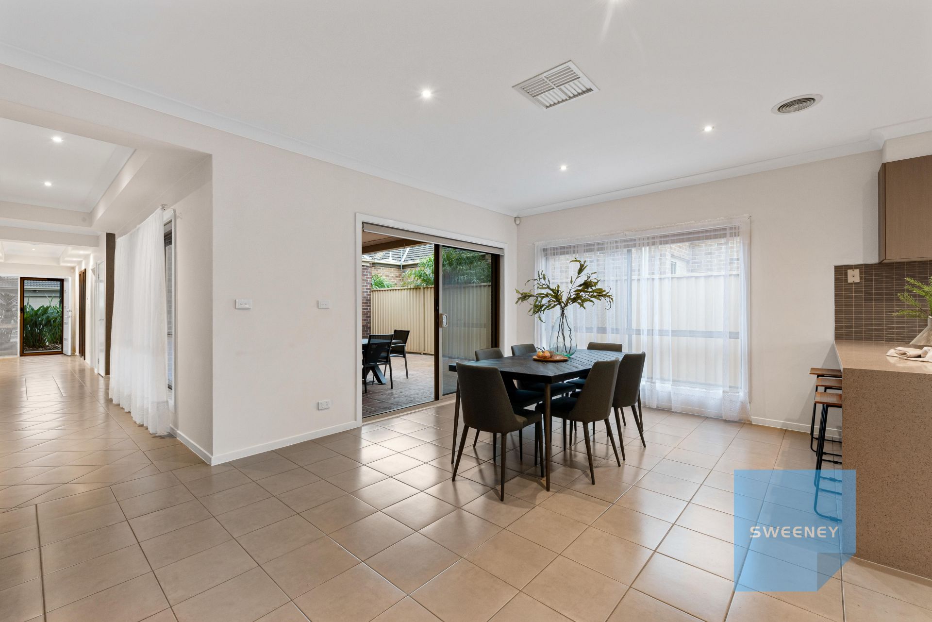 7 Wattlepark Street, Caroline Springs - Thumbnail 7