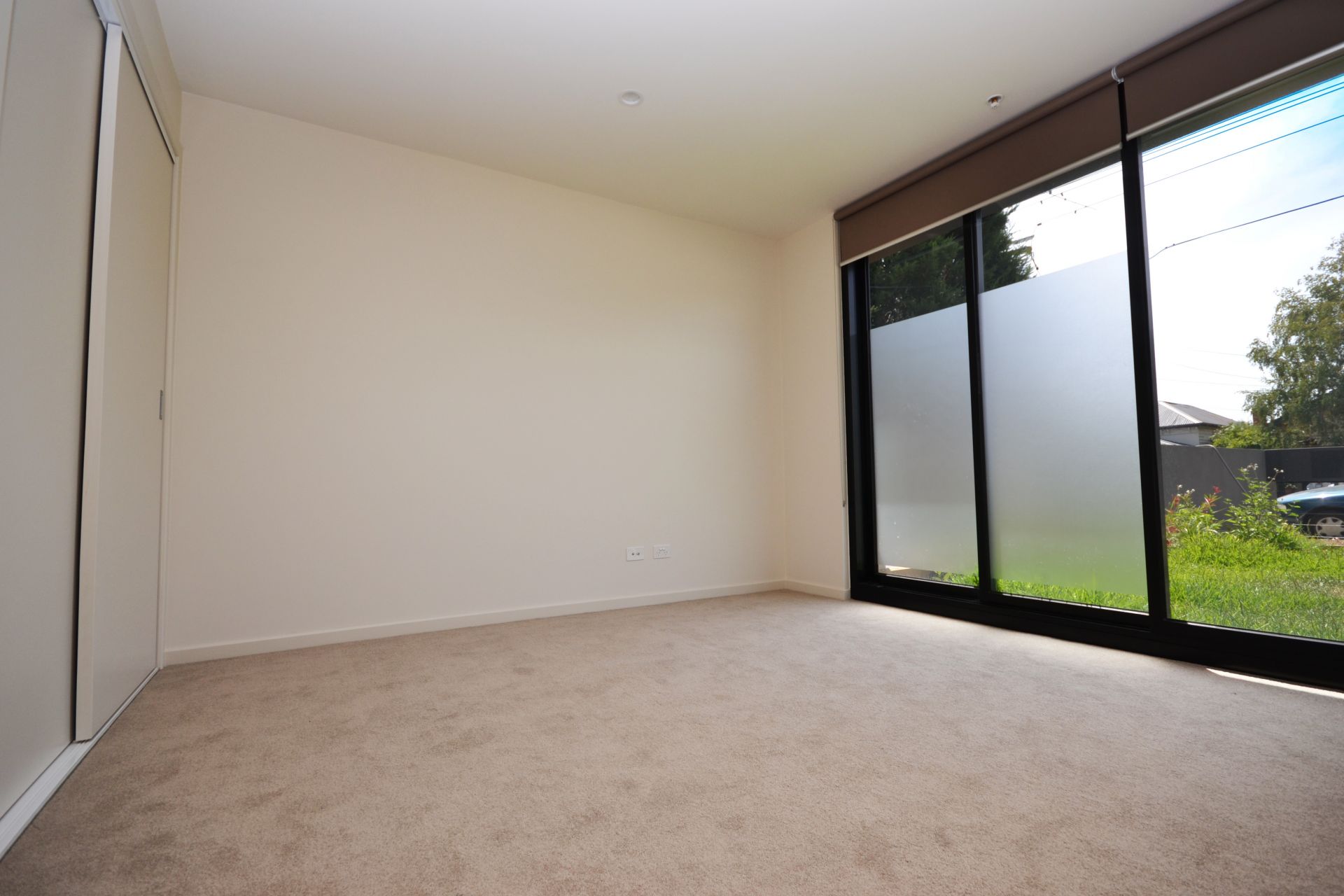 BOUTIQUE LIVING IN THE HEART OF THORNBURY!