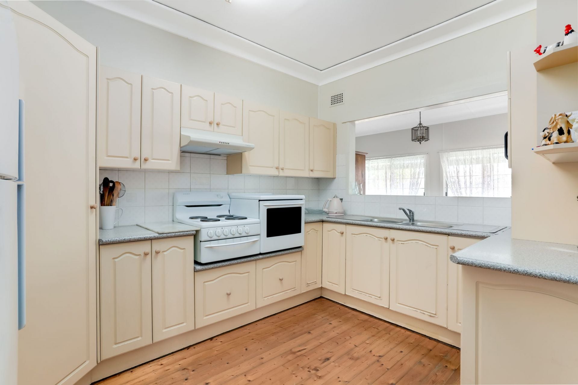 32 Weston Street Revesby NSW, Revesby - Thumbnail 4