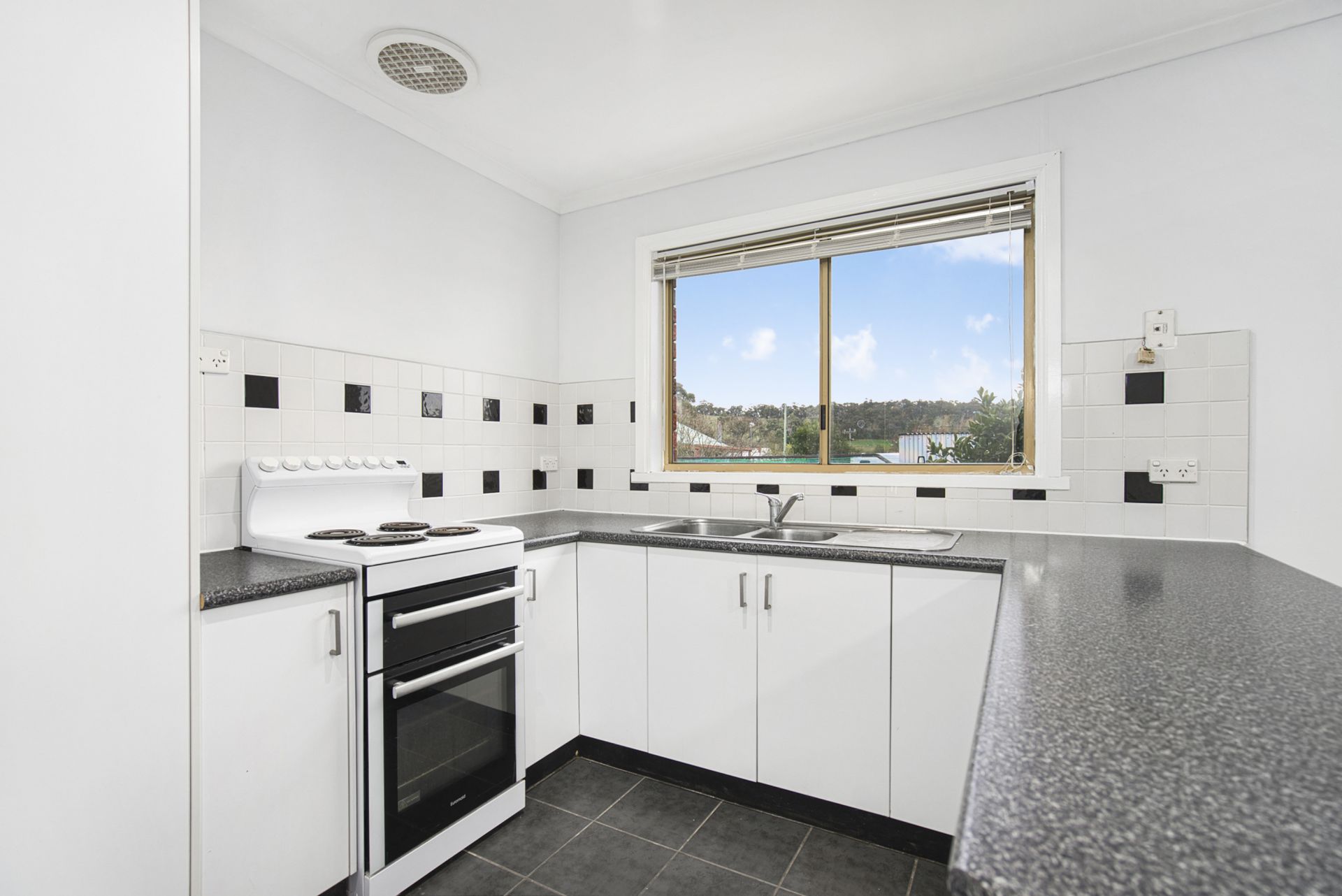 2/8 Neill Street, Beaufort, Beaufort, Beaufort - Thumbnail 7