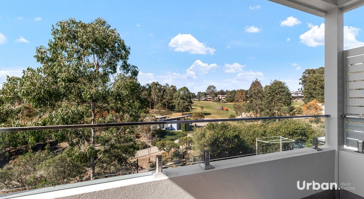 Colebee 1 Woodhall Close