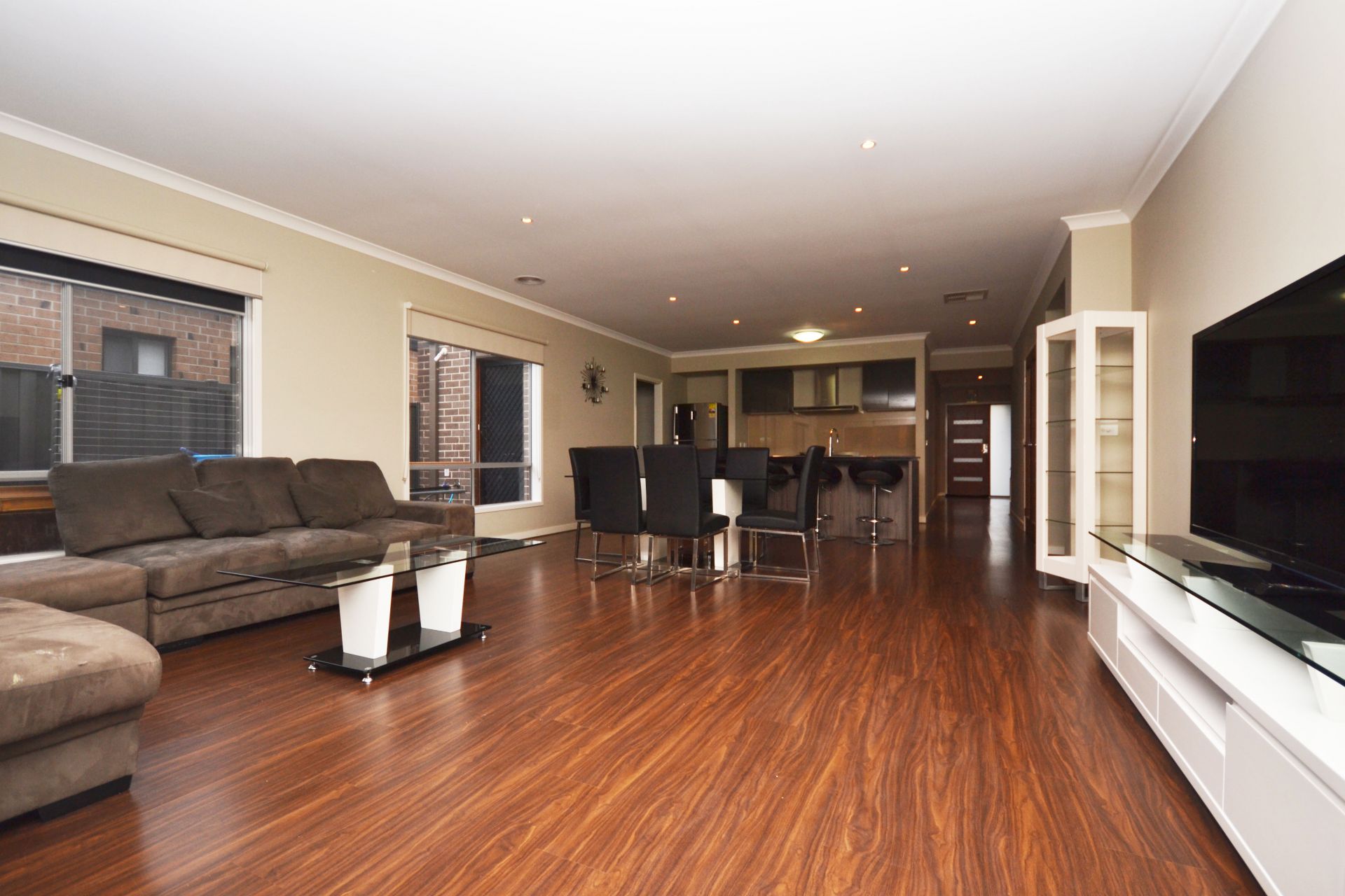 LOOKING FOR MODERN SOPHISTICATION?  YOUR SEARCH IS OVER!
