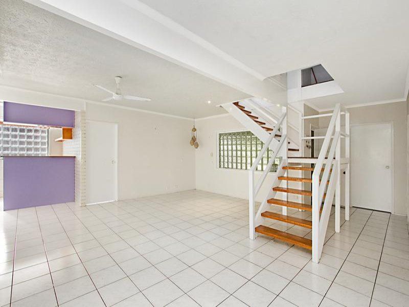 62 Messines Crescent MIAMI QLD, Miami - Thumbnail 5