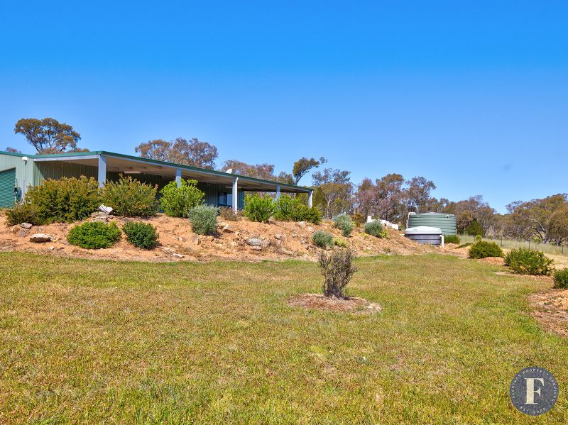 15 Elliotts Road, Crowther NSW, Crowther - Thumbnail 5