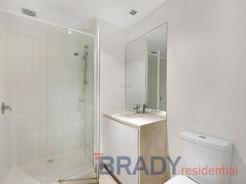 1710/8 Downie Street MELBOURNE VIC, Melbourne - Thumbnail 2