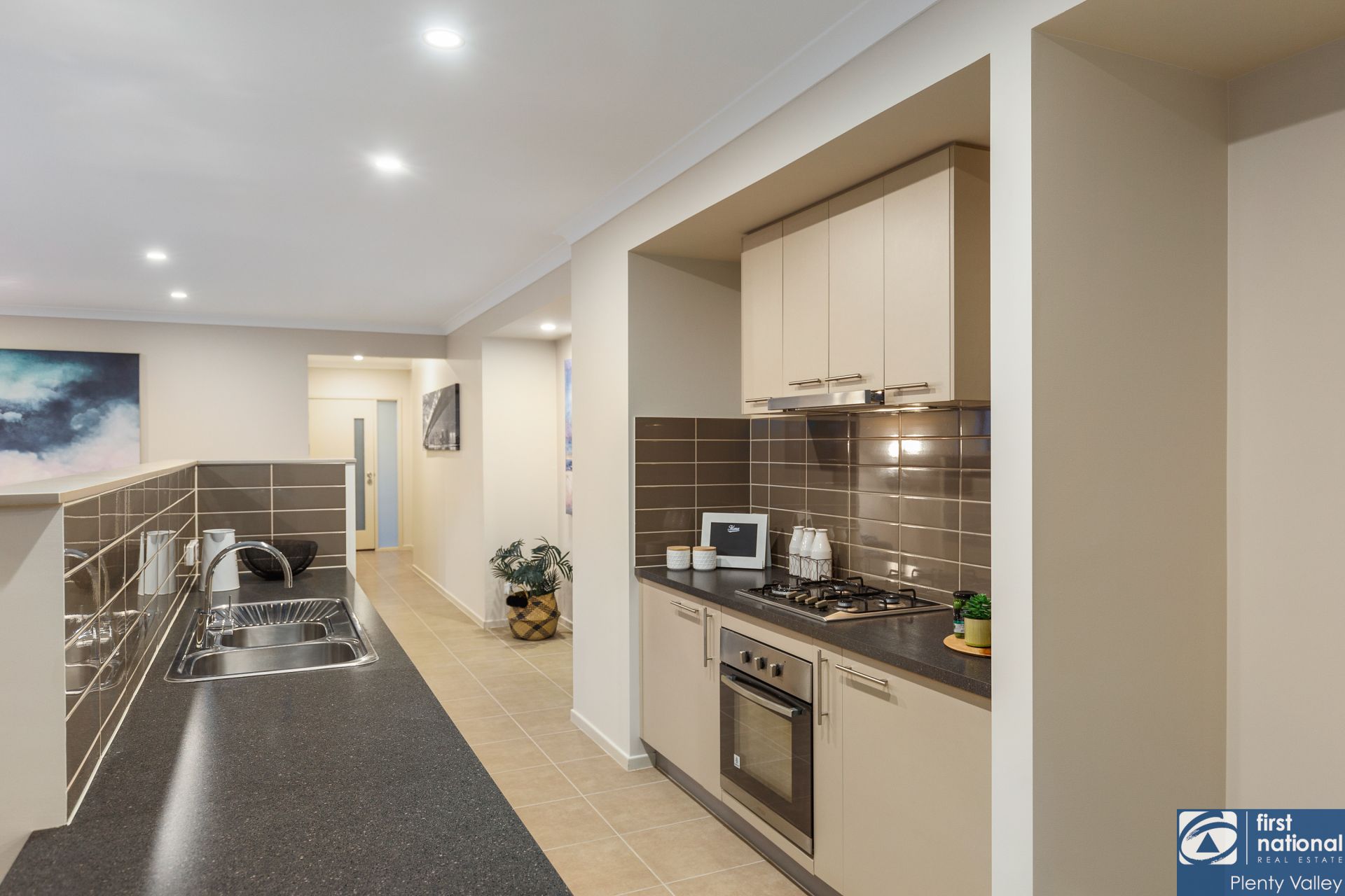 13 Jackaroo Street Mernda, Mernda - Thumbnail 7