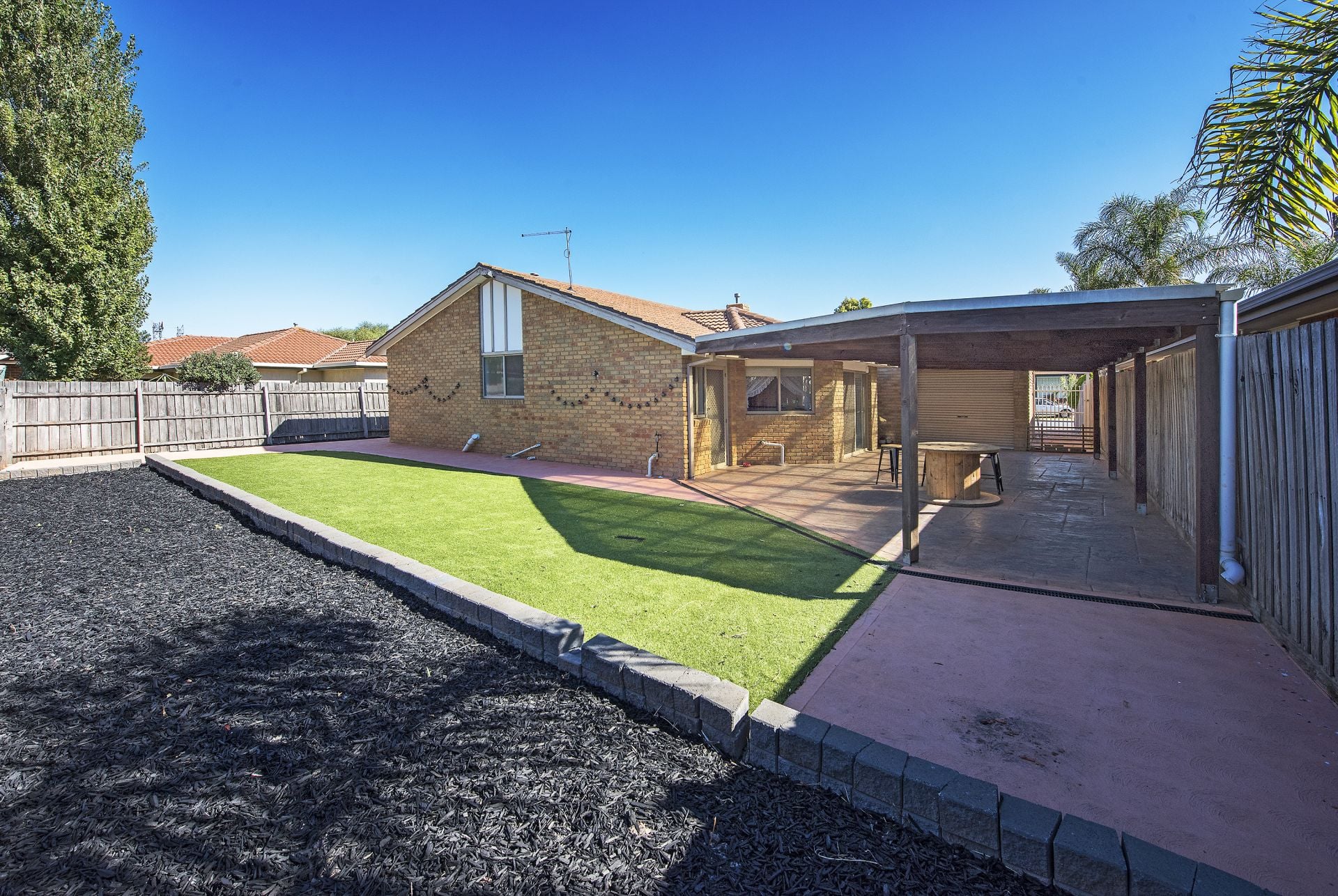 66 Hawkes Drive Mill Park, 66 Hawkes Drive Mill Park - Thumbnail 2