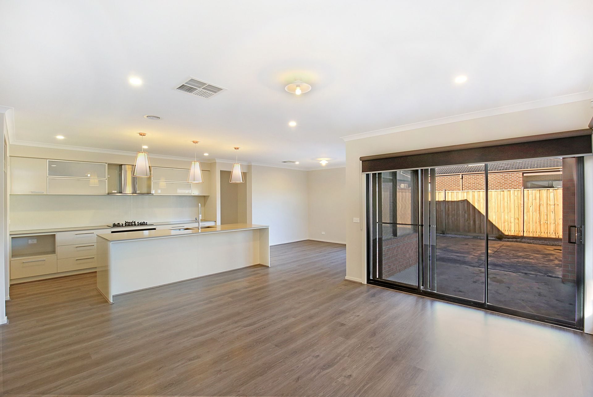 SPACIOUS FAMILY HOME