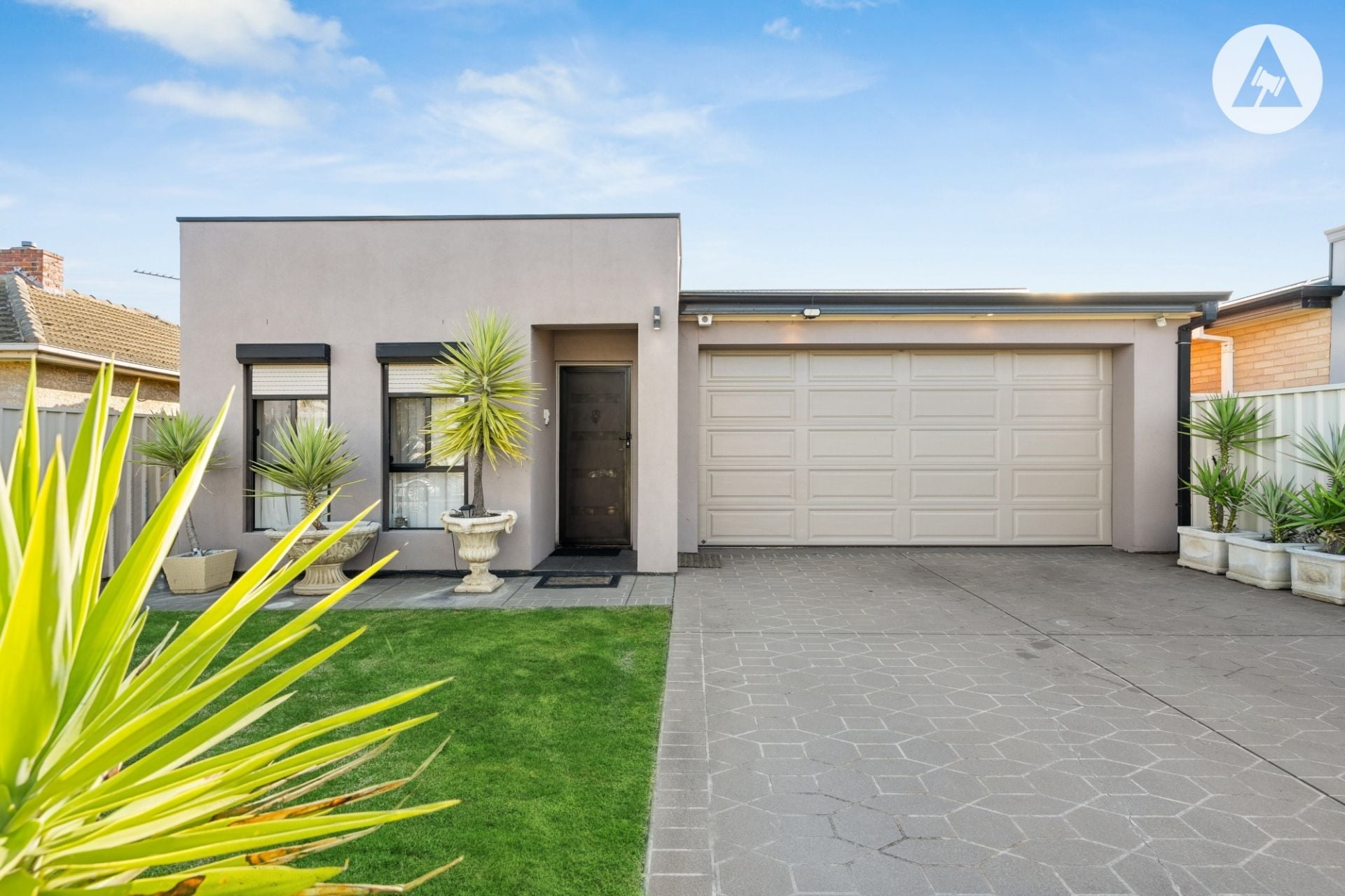 12A Pioneer Street, Seaton - Thumbnail 2