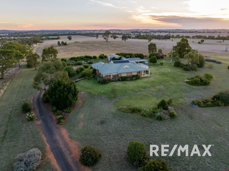 JUNEE 129 Murrulebale Road