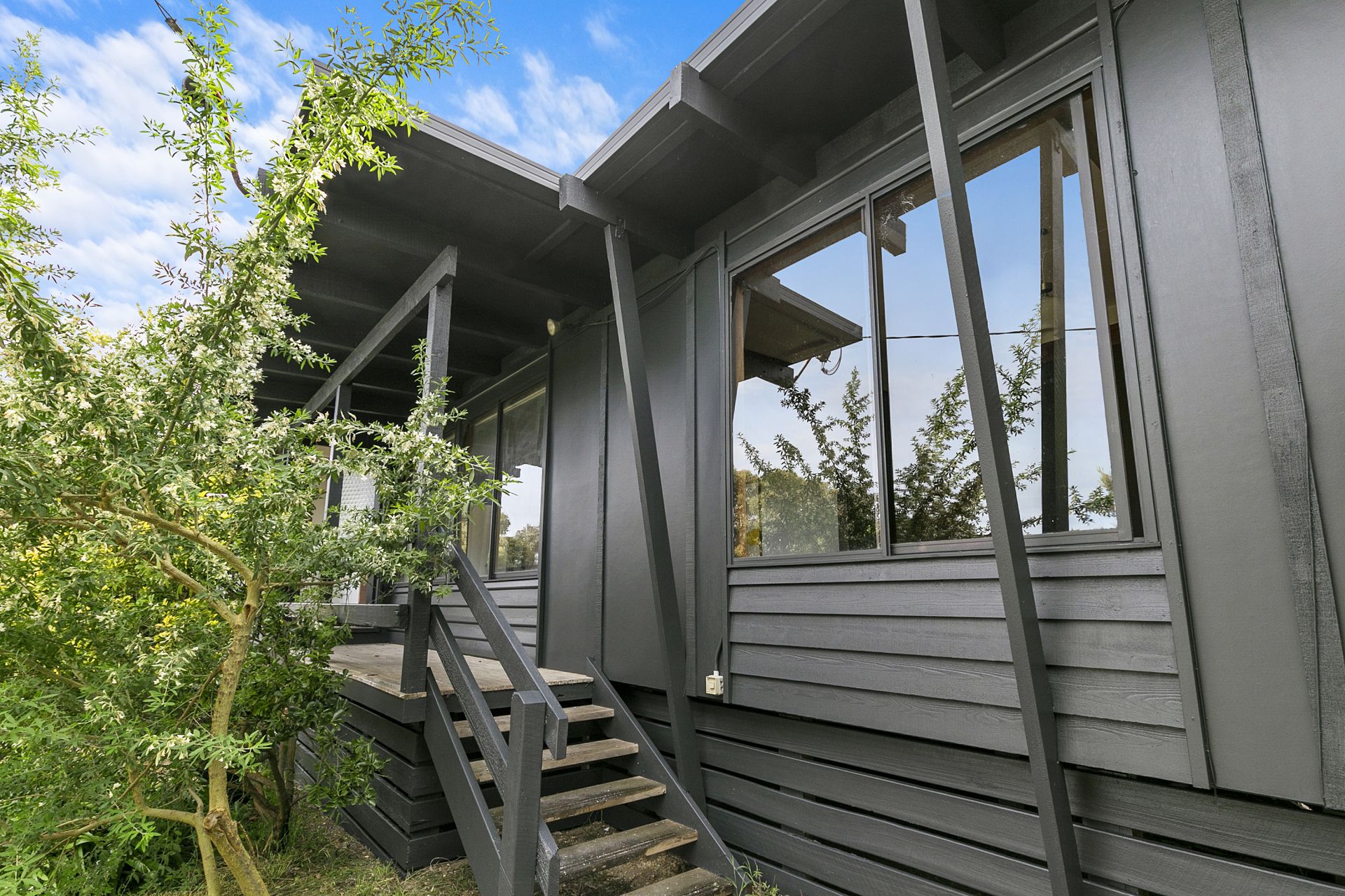 Real Estate For Sale 10 Philip Street Aireys Inlet , VIC