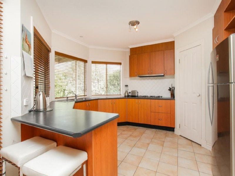 14 Stockton Drive, Cairnlea - Thumbnail 5
