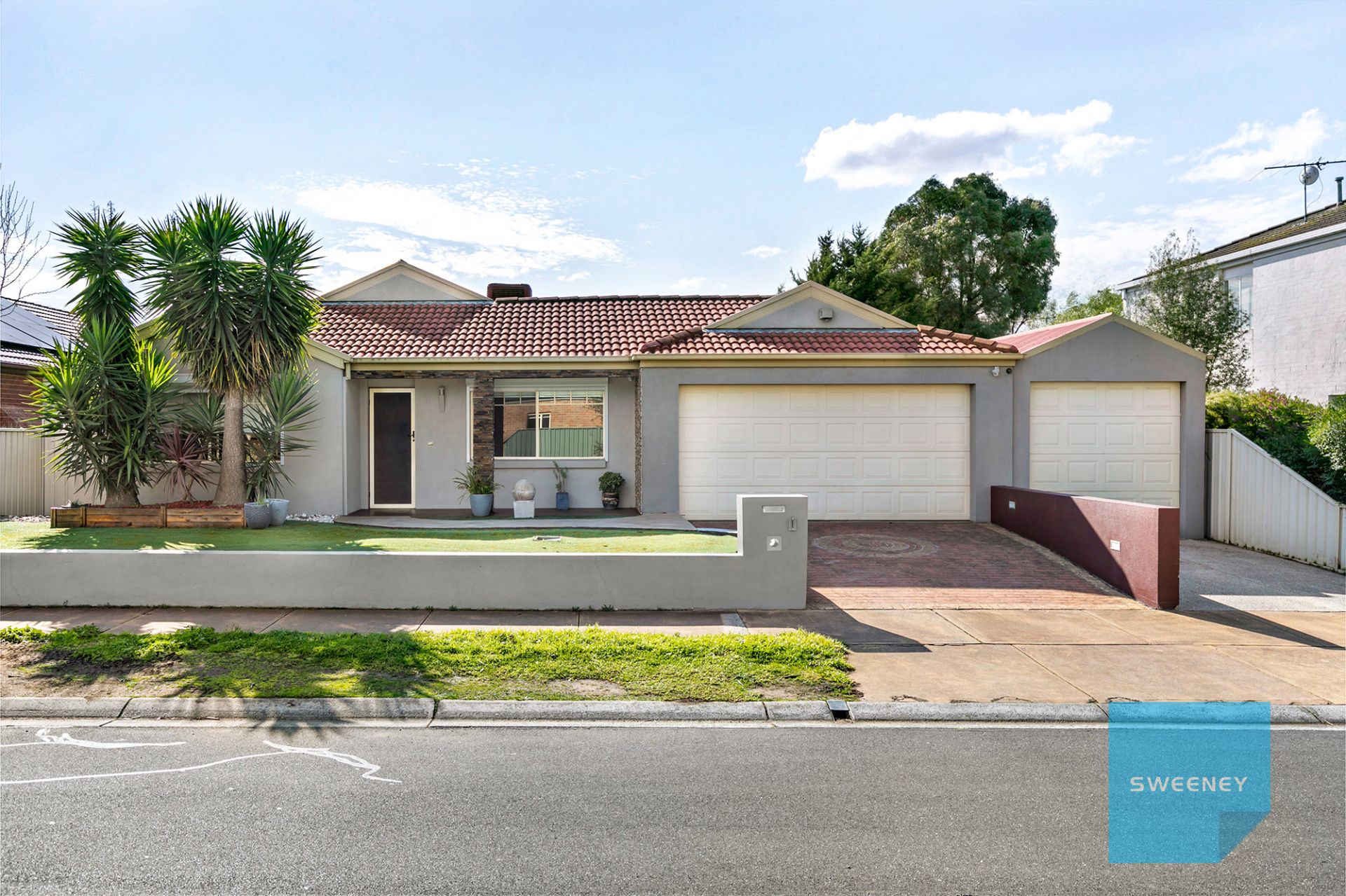 1 Archeron Court, Caroline Springs - Thumbnail 2