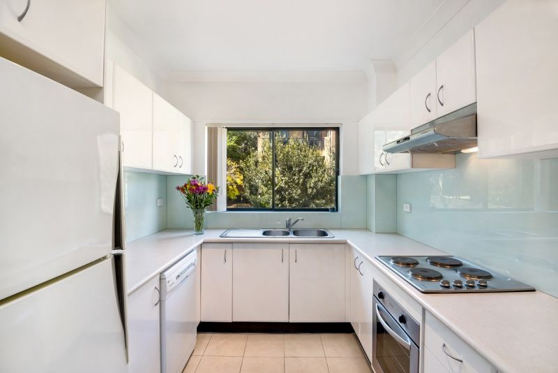 3 bed in first class position and complex