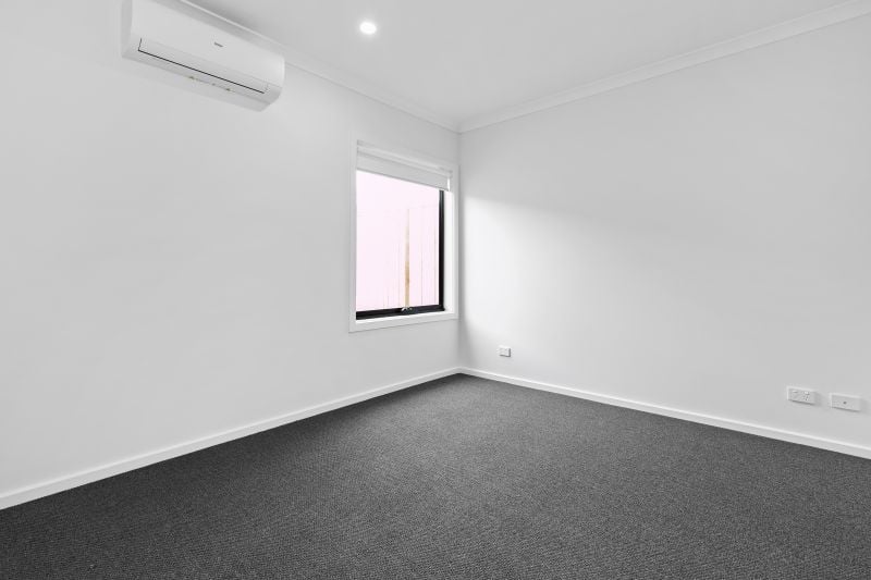 32 Creek Esplanade, Donnybrook