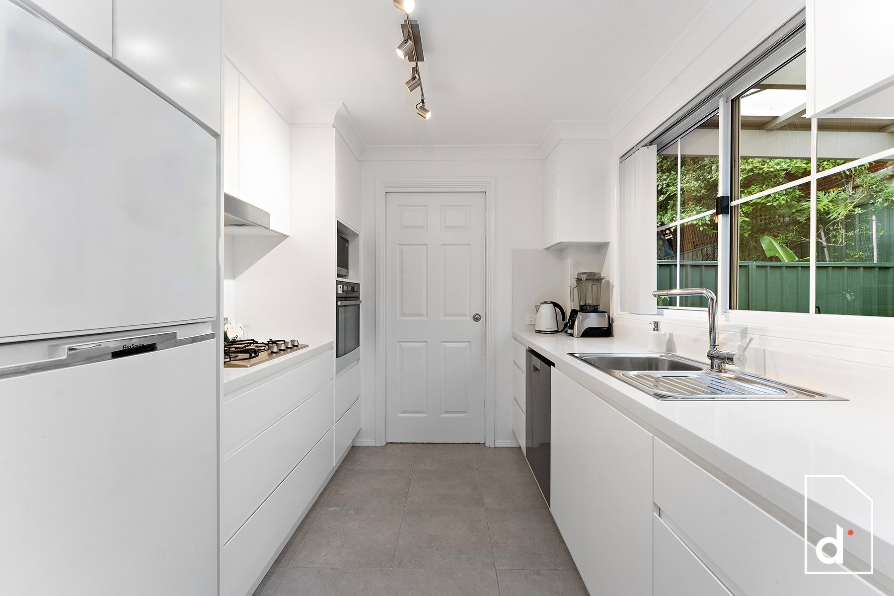 11/13 Hopetoun Street, Woonona NSW