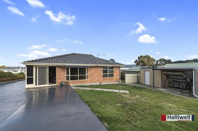 3
 
 
 
  
 
 
 1
 
 
 
  
 
 
 2
 
 
 
 
 
 
 
 30 Moriarty Road, Latrobe TAS 7307, Latrobe - Thumbnail 5