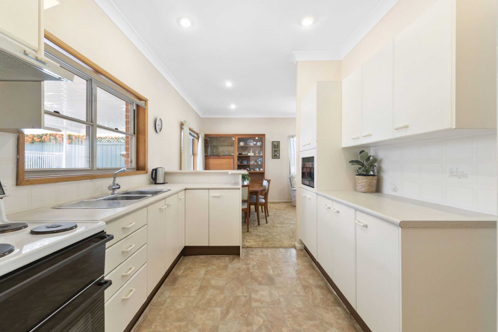 105 Forest Road, Miranda MattBlak Property