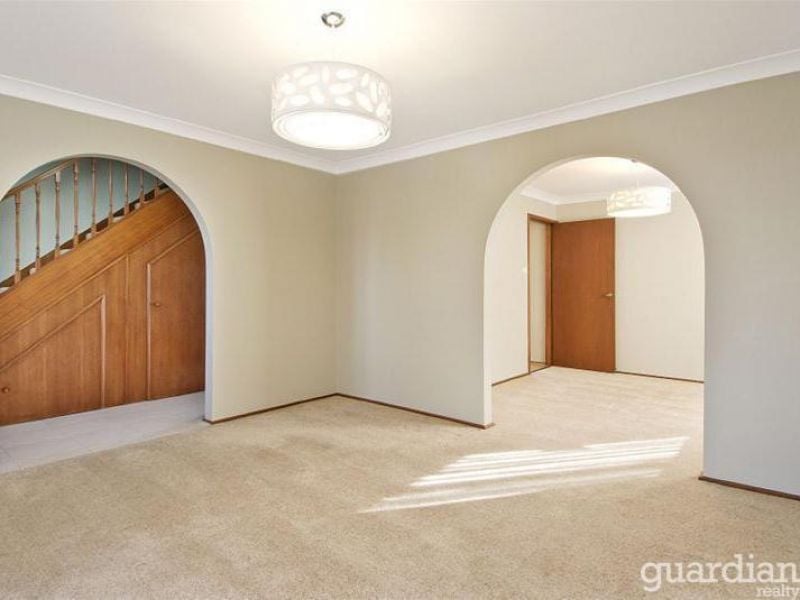 42 Battlement Crescent Castle Hill NSW, Castle Hill - Thumbnail 4