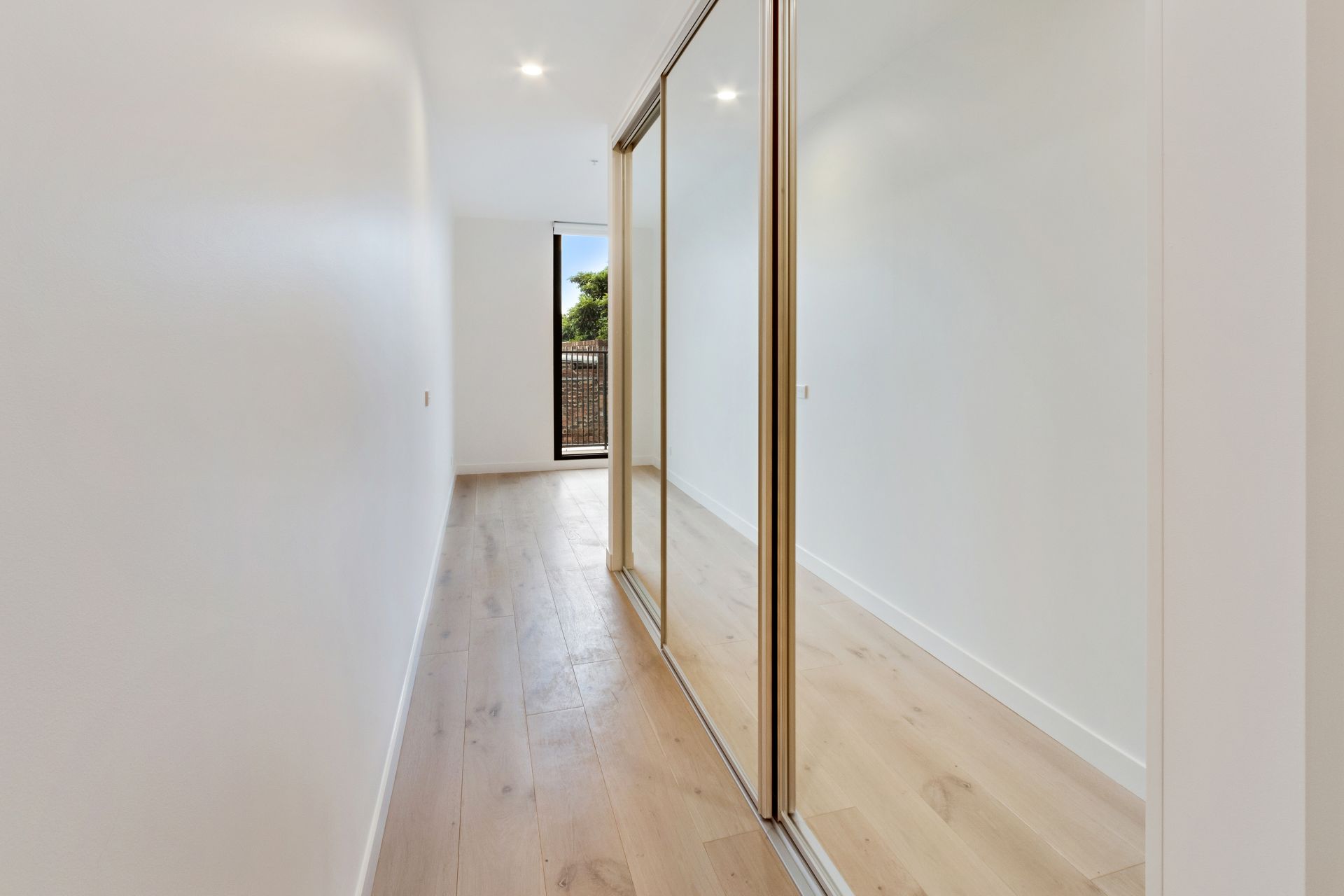 Location, Luxurious Lifestyle