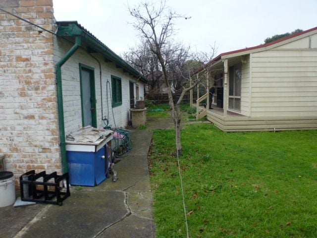 THREE BEDROOM WITH FULLY SELF-CONTAINED BUNGALOW!