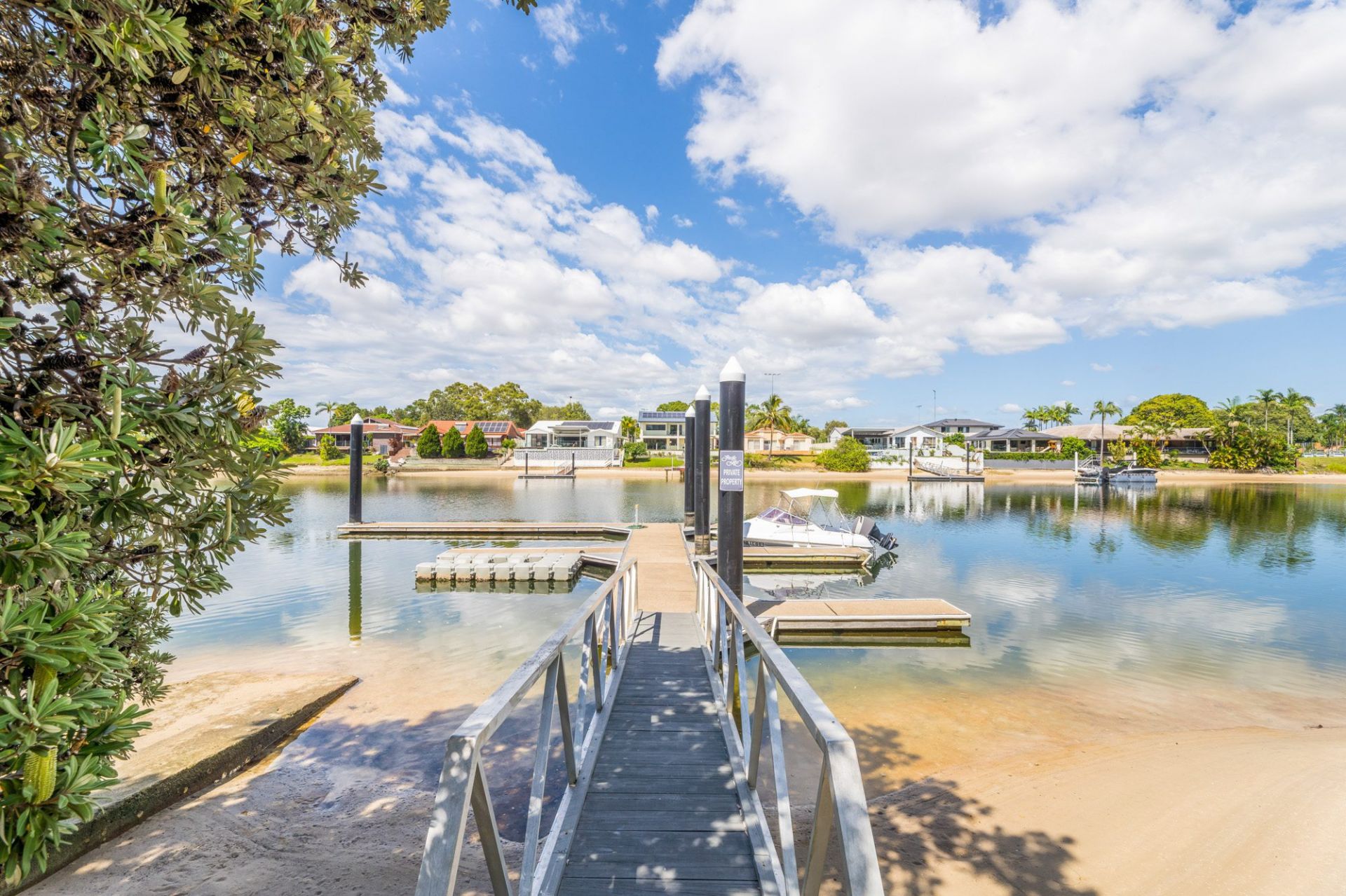41/56 Hooker Boulevard, Mermaid Waters - Thumbnail 4