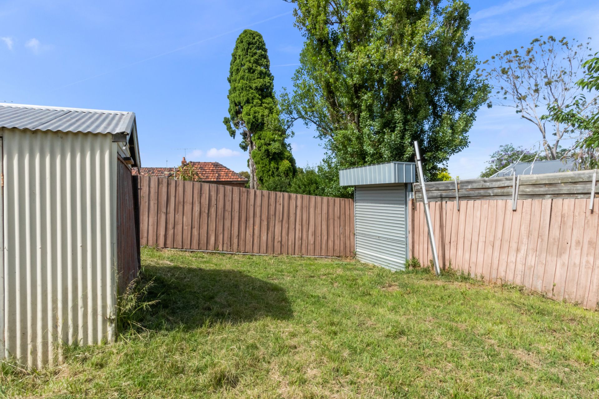 Charming 3-Bedroom Haven in Northcote Awaits You!