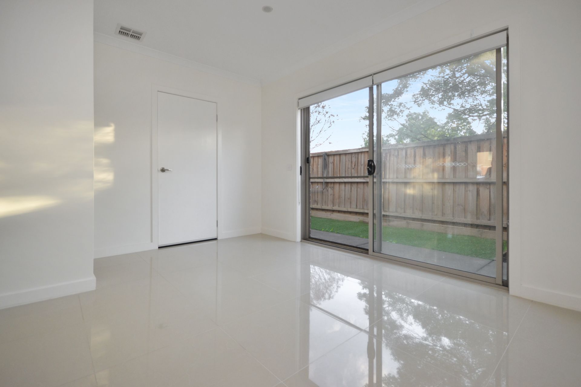 THREE BEDROOM CONTEMPORARY LIVING