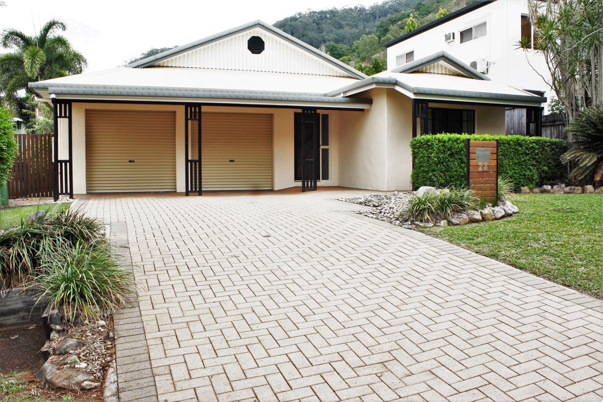 23 Treetop Drive, Mount Sheridan Purple Oak Property Group