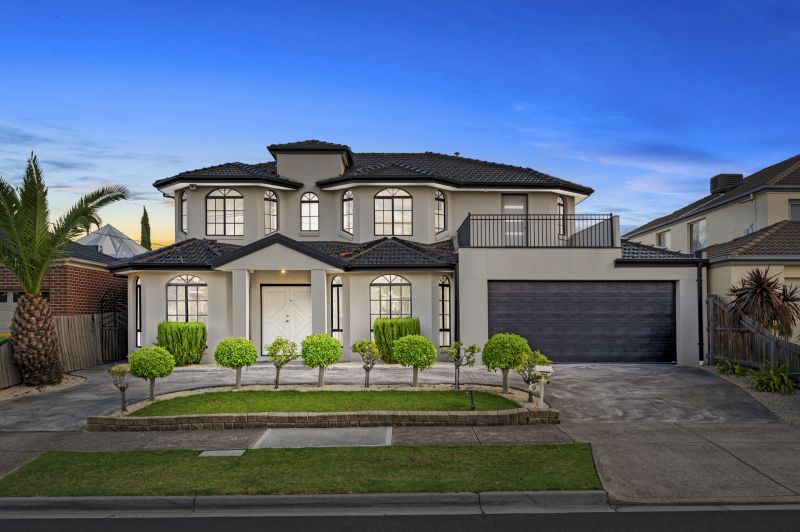 9 Benaroon Drive, Lalor