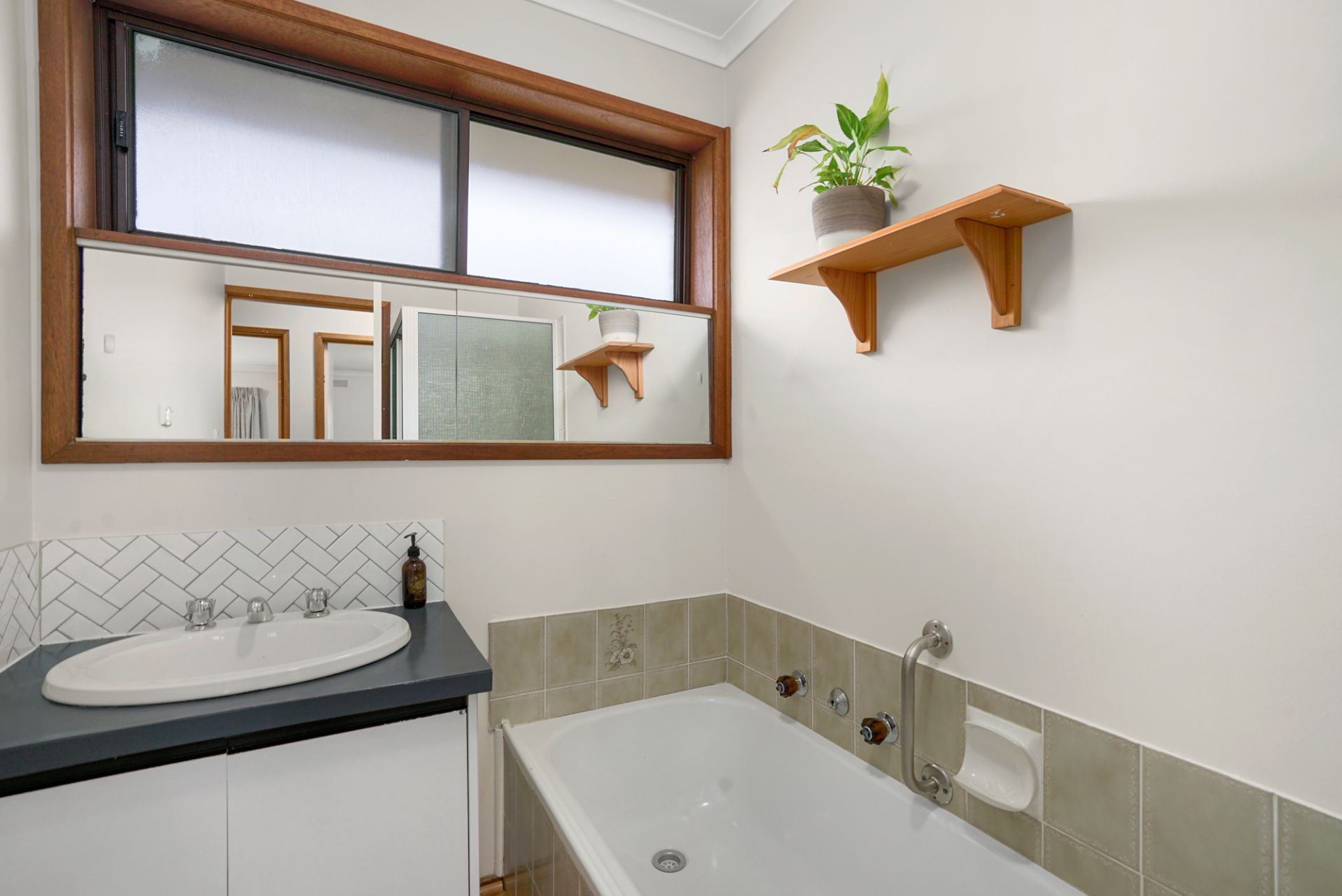 20/106 Burnbank Close, Lake Wendouree, Lake Wendouree - Thumbnail 3