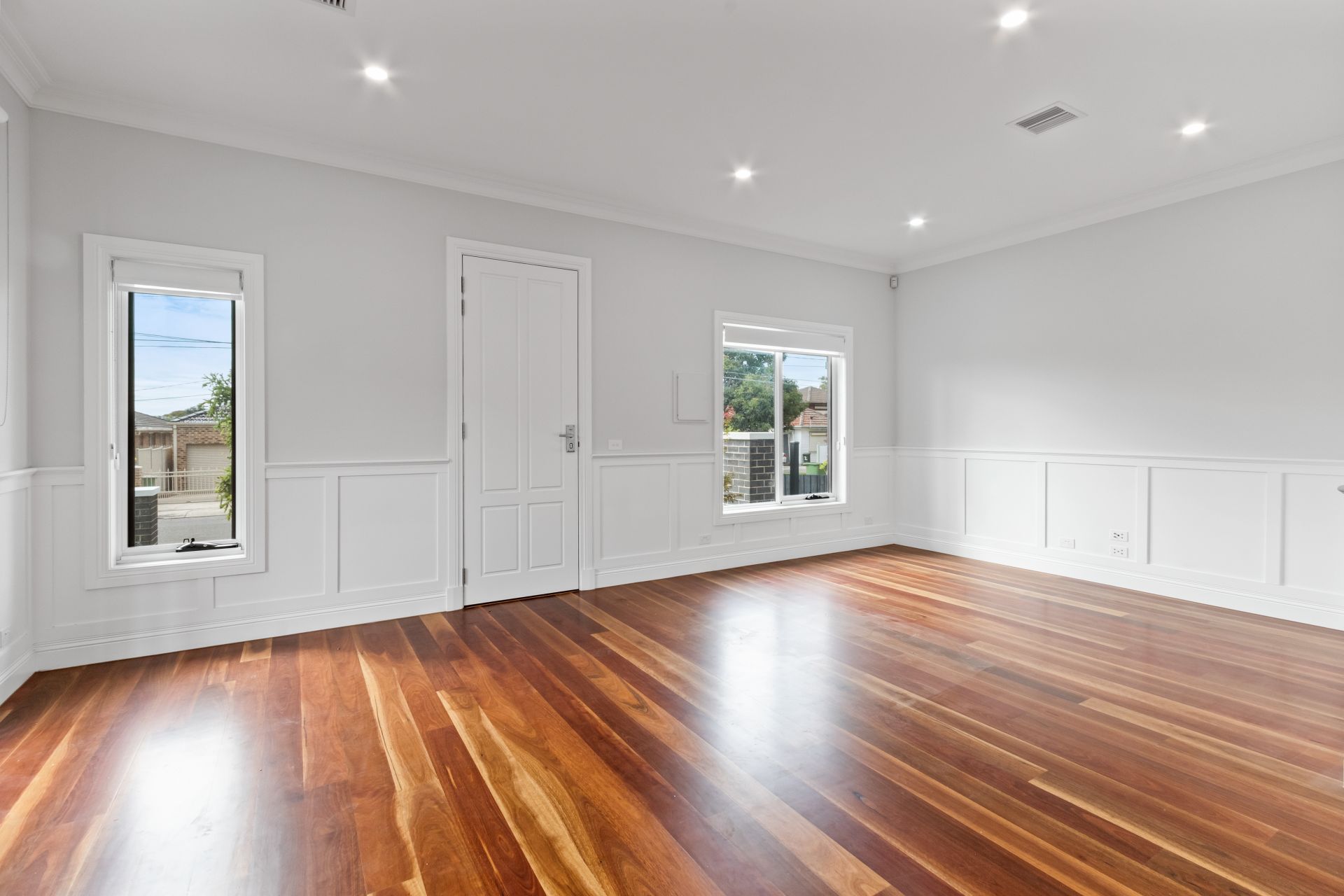 BRAND NEW 3 BEDROOM TOWNHOUSE