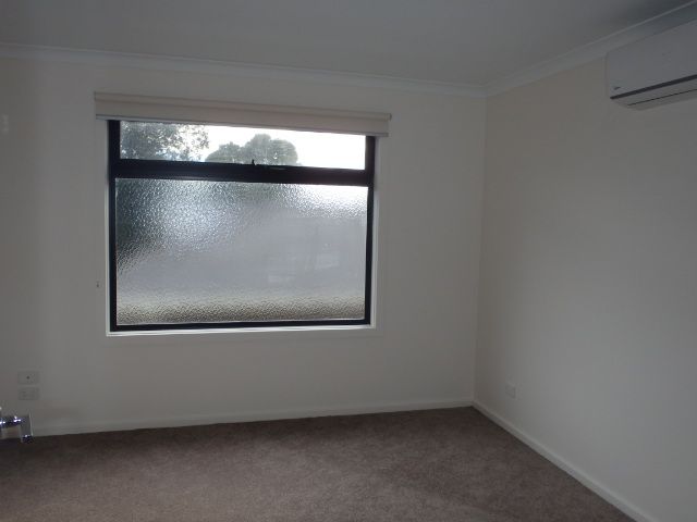 All you need , low maintenance living ** 2 bed townhouse **