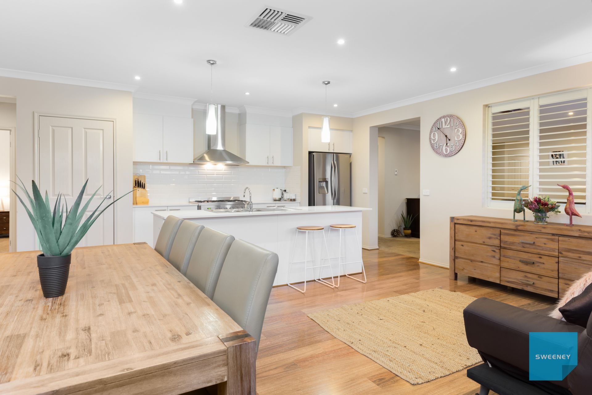 1 Miro Way, Fraser Rise - Thumbnail 8