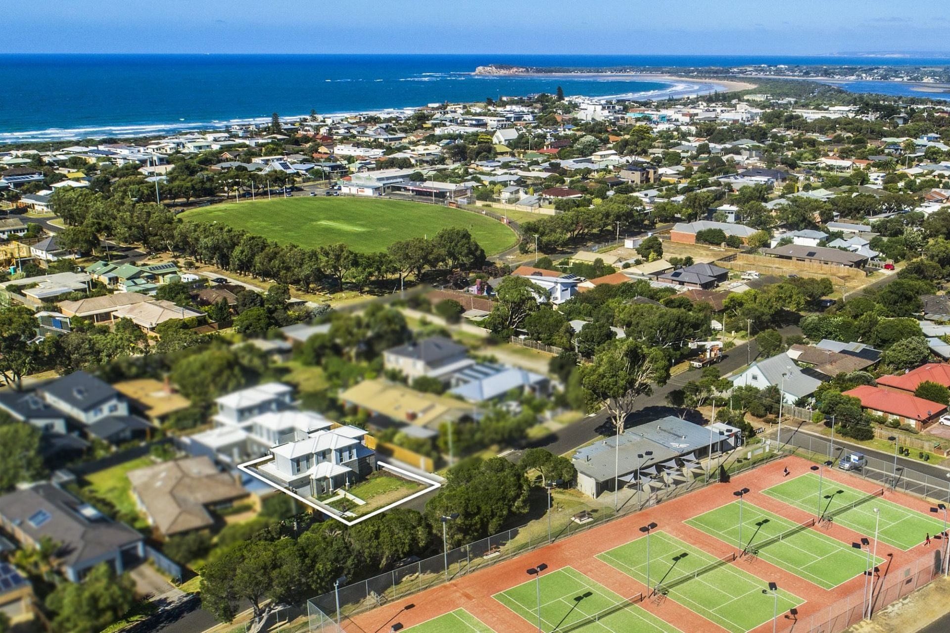 1/144 Asbury St Ocean Grove VIC, Ocean Grove - Thumbnail 2