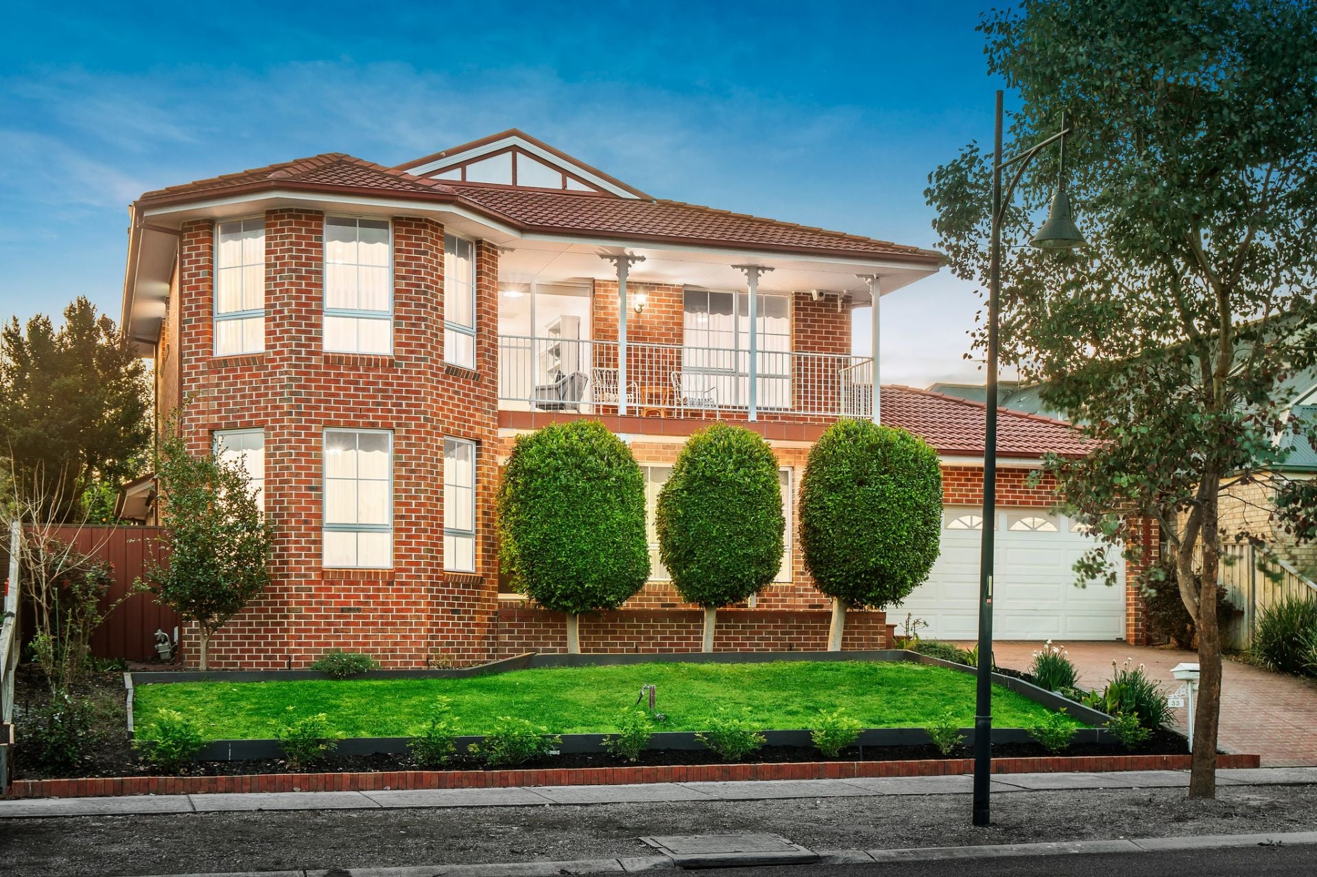 Perfect Family Living Across From Plenty River Gorge