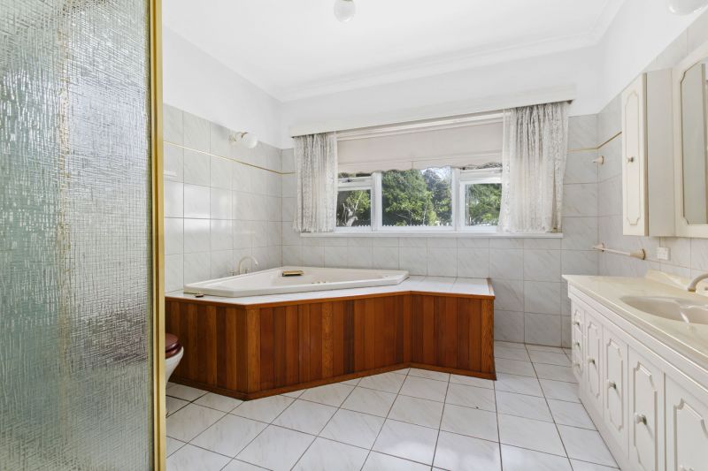 8 Rose Hill Avenue, Caulfield North - Thumbnail 7