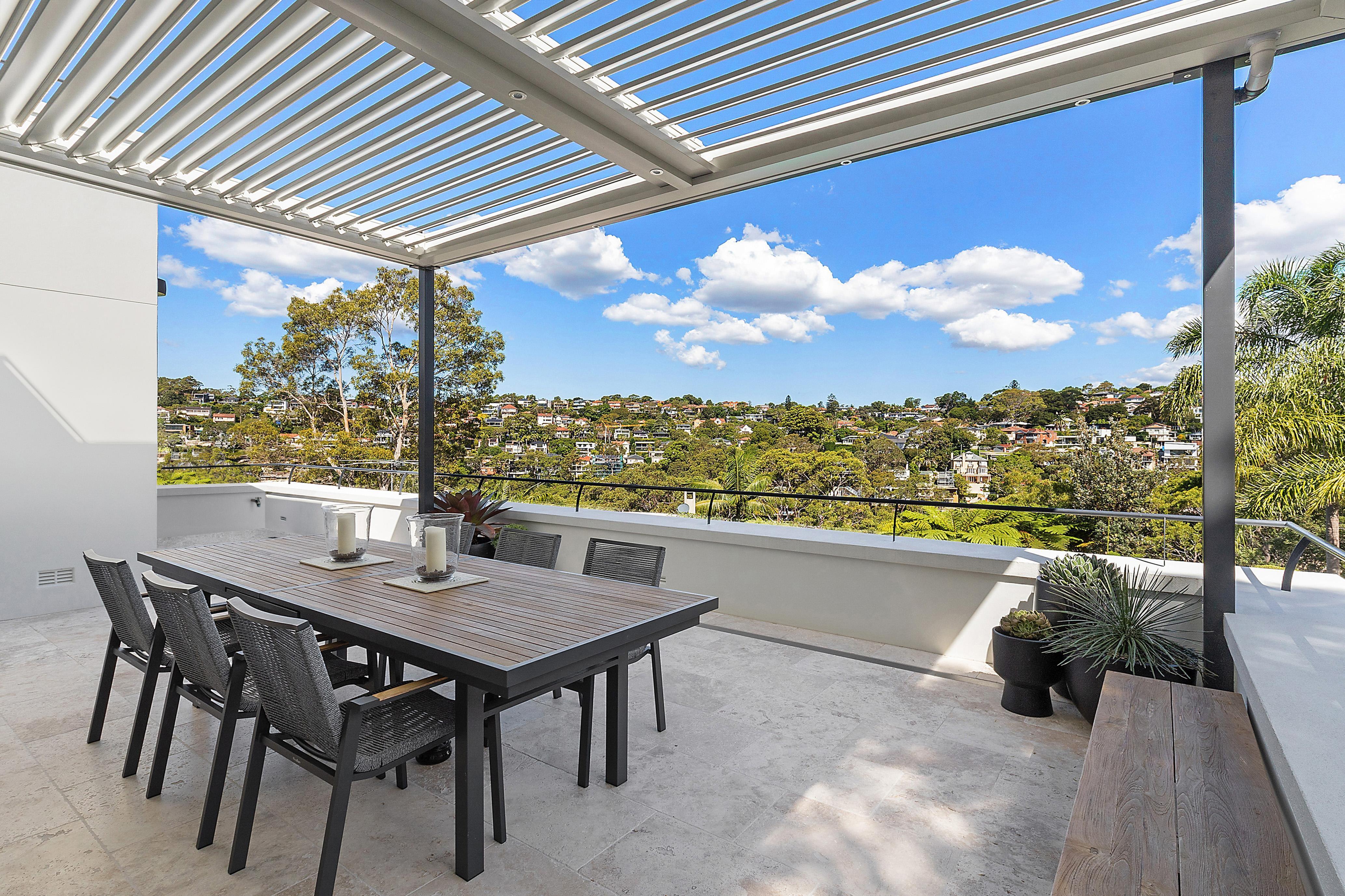 10 Rockley Street Castlecrag 2068