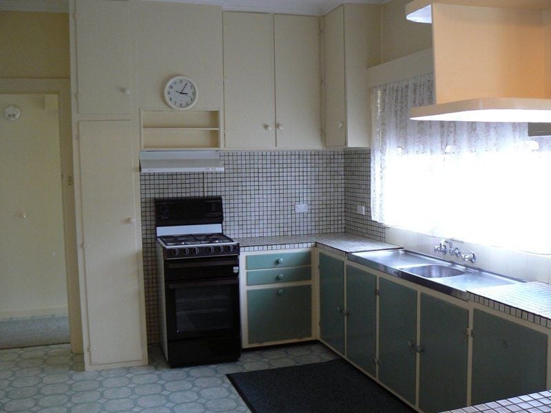 20 Alexander Street COLAC VIC, Colac - Thumbnail 2