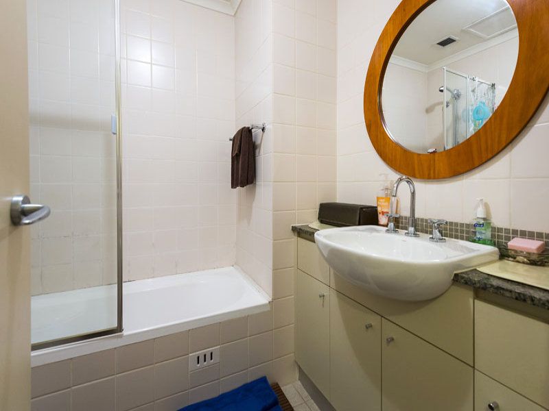 221/99 Military Road NEUTRAL BAY NSW, Bay - Thumbnail 4