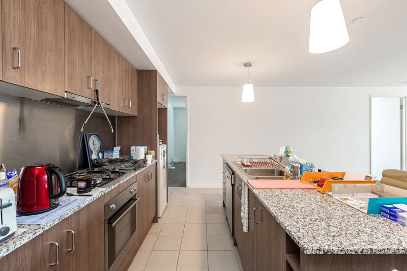 9/42A Byron Street, Footscray - Thumbnail 3