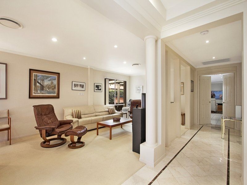 9 Glebe Place BANORA POINT NSW, Banora Point - Thumbnail 3