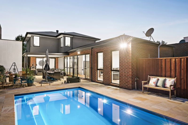 5 Stonybrook Boulevard, Hillside - Thumbnail 3