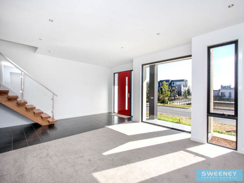 118 The Esplanade, Caroline Springs - Thumbnail 3