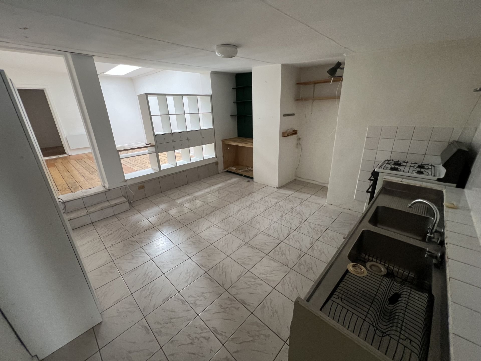 Spacious Upstairs Apartment in the Heart of Fitzroy