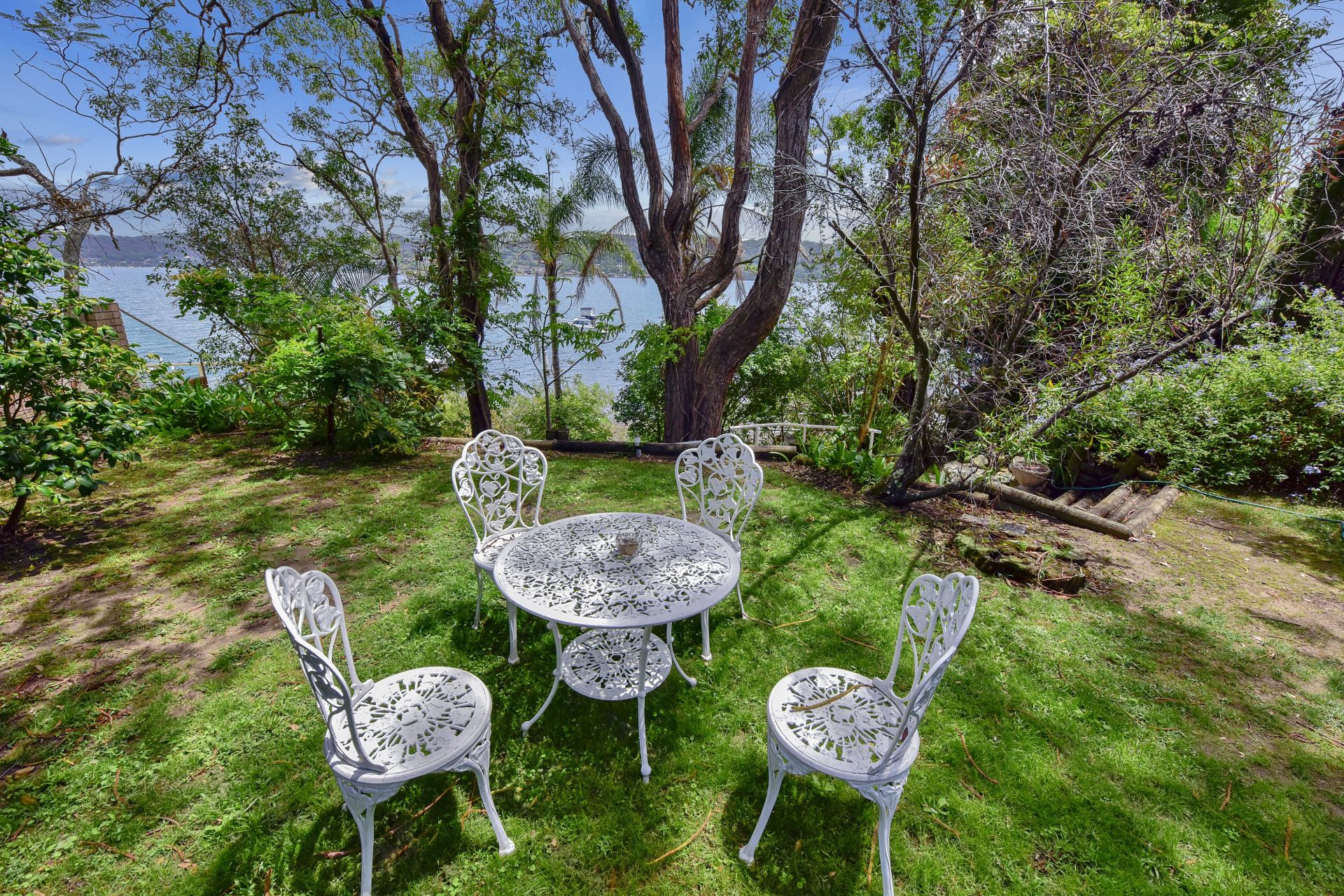 16 Albany Street, Point Frederick Smith Property Agents