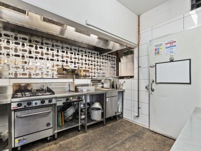 Shop 7/21 Fountain Street, Alexandria