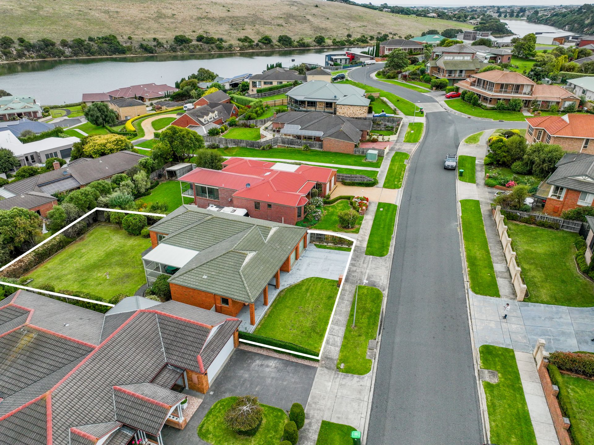 16 Dobson Way, Warrnambool Luke Williams Real Estate